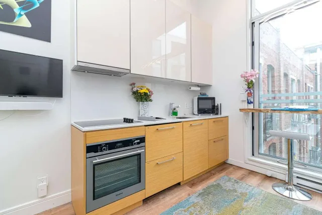 Gorge-ous View Microloft in Downtown Victoria